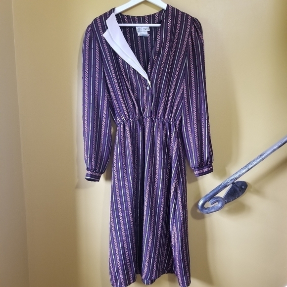 𝅺vintage Orite Union Made Long Sleeve Striped Dress. 9 to 5 realness - Picture 4 of 9